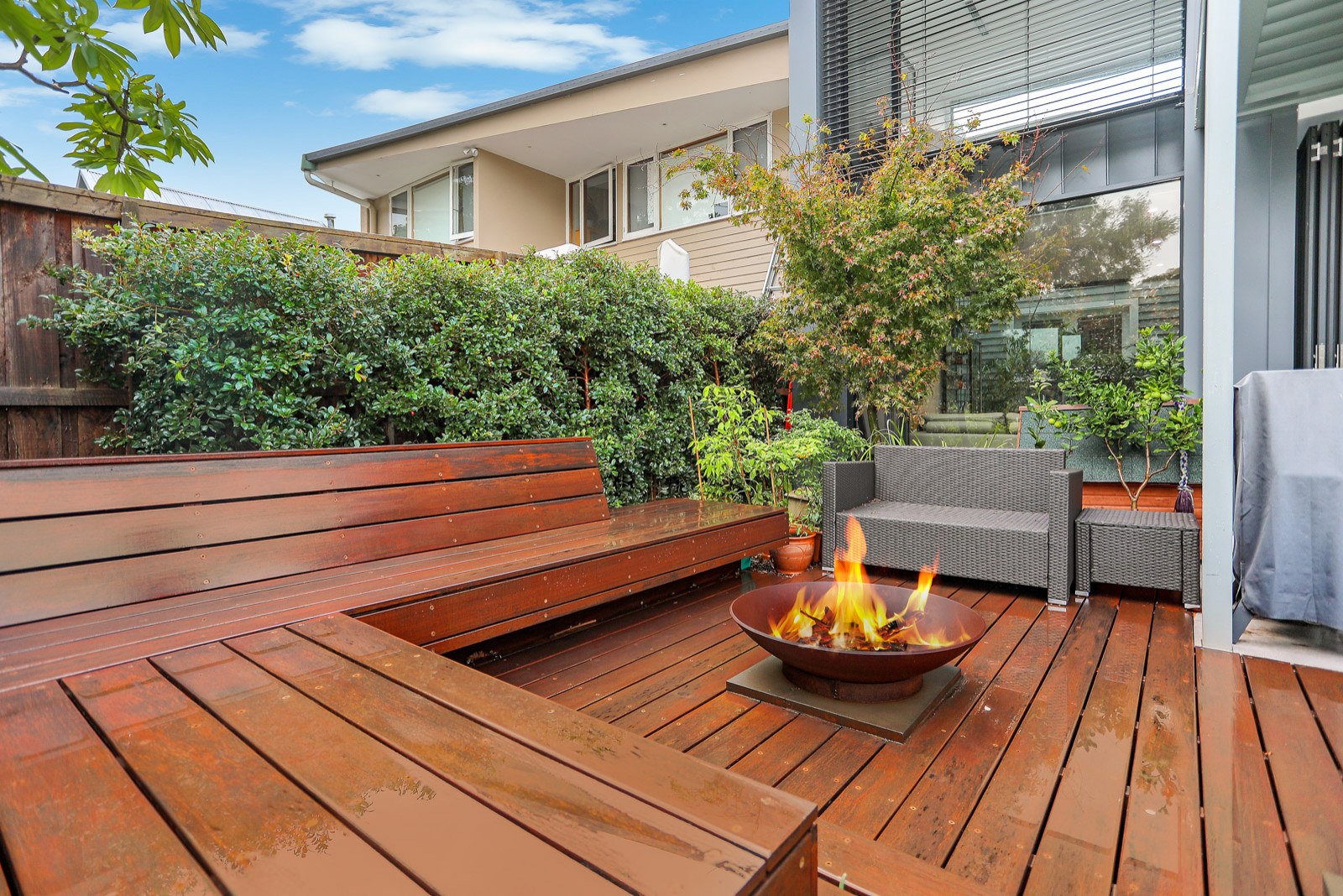 Different Types of Outdoor Decks for Your Home
